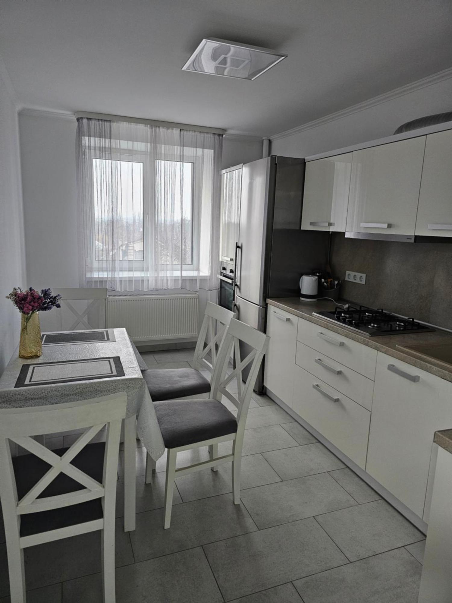 Яровиця. Центр. 2 Кім Lutsʼk Habitación foto
